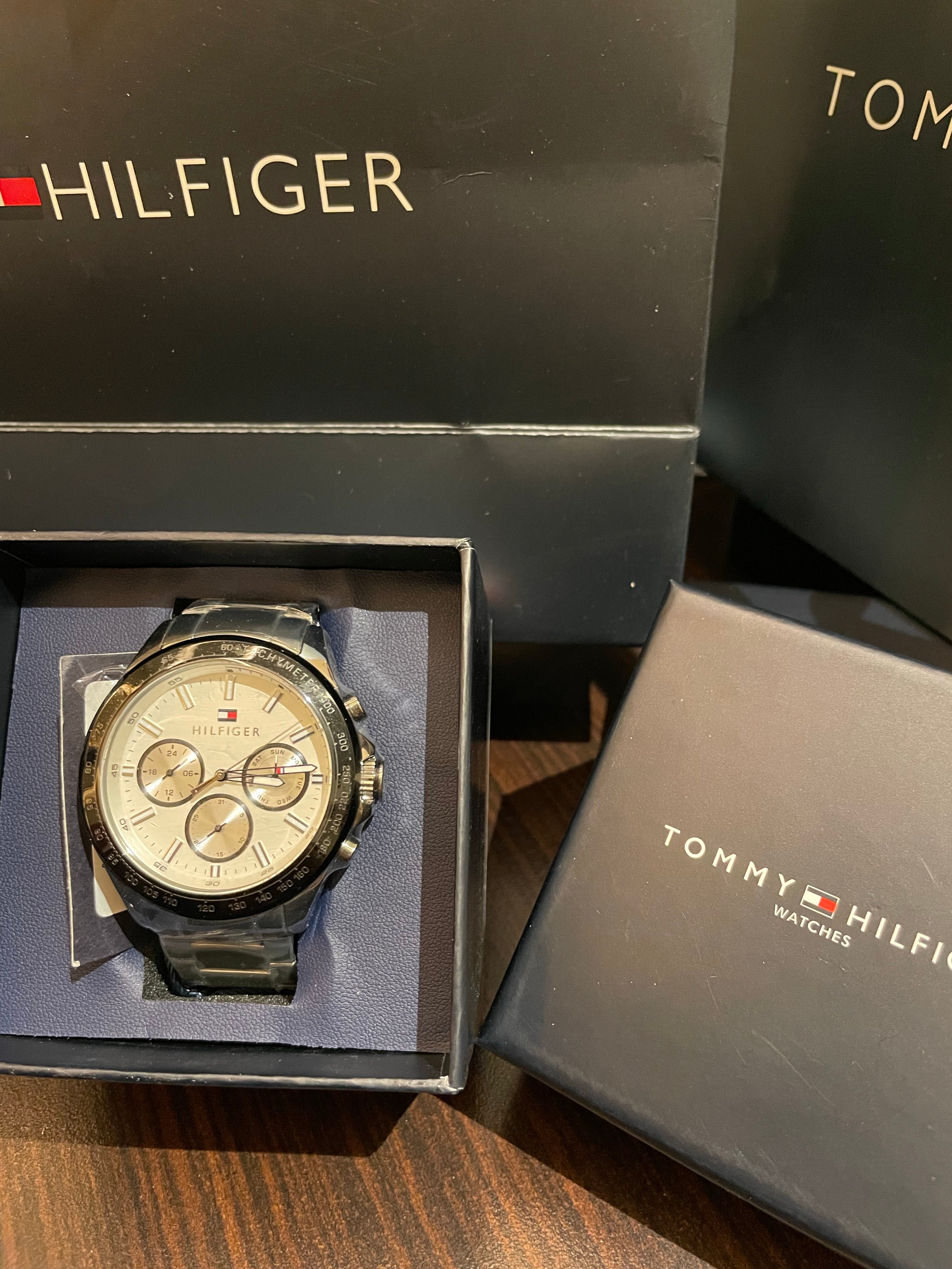 Tommy Hilfiger Men’s Quartz Stainless Steel White Dial 44mm Watch 1791227